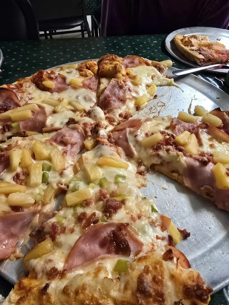 Hawaiian Pizza